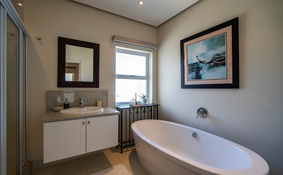 7 Bedroom Property for Sale in Royal Alfred Marina Eastern Cape
